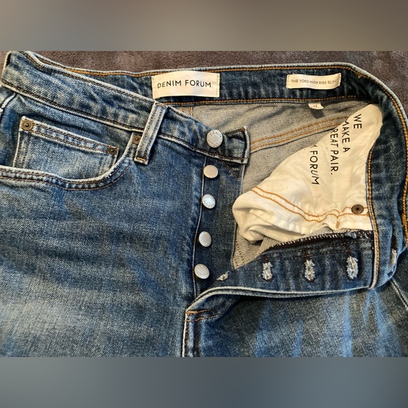 Denim Forum Yoko High Rise- Size 27✨🤍 - Picture 2 of 4